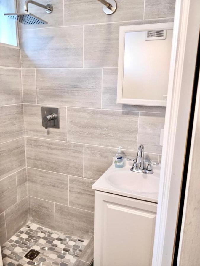 Two Fully Equipped Apartments And A Studio 5 Miles From The Beach St. Petersburg Dış mekan fotoğraf